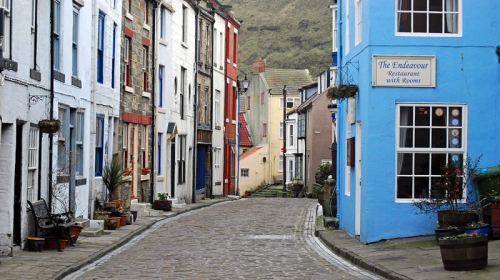  Cottages in Staithes. Cobbled streets